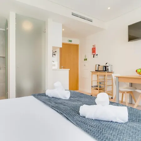 Q Studios By Atlantic Holiday Funchal  Esterno foto