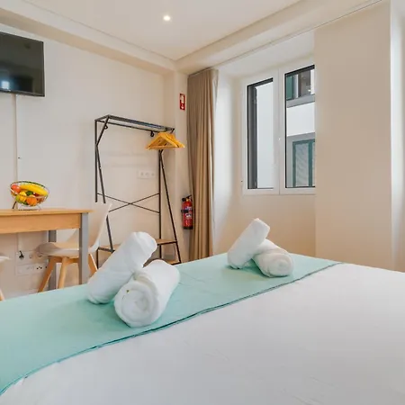 Q Studios By Atlantic Holiday Funchal  Esterno foto